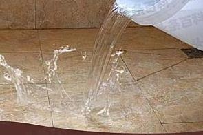 古县漏水维修 免砸砖防水材料该如何施工